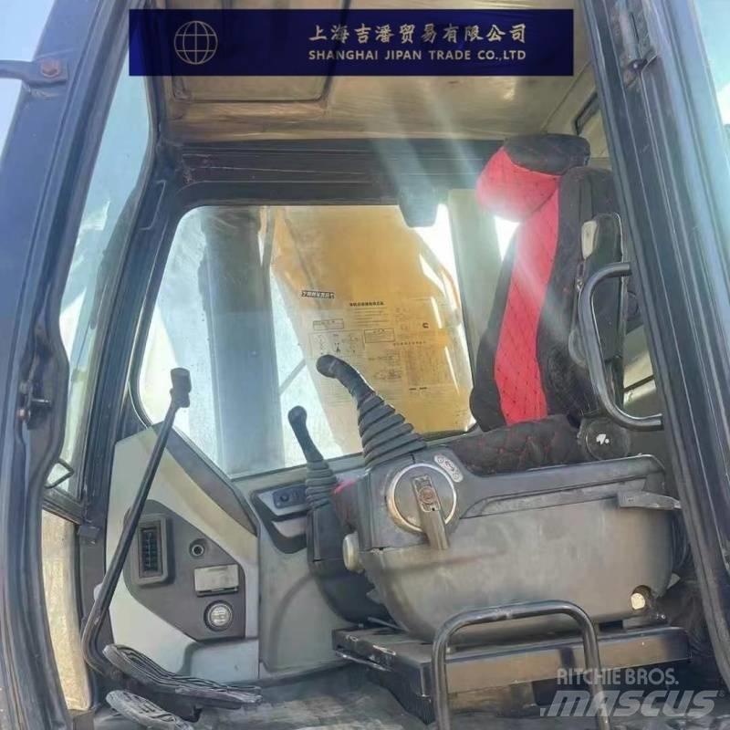 Hyundai 305L Vikšriniai ekskavatoriai
