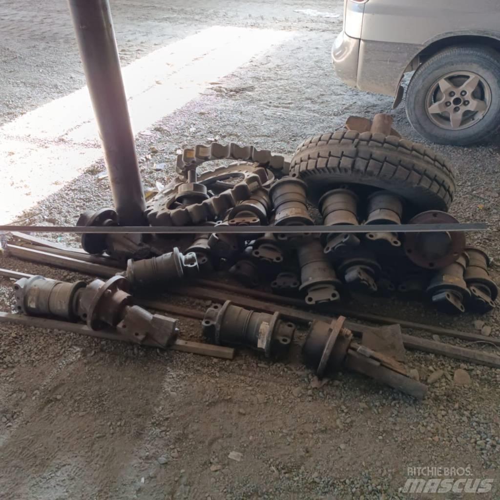 CAT 320D2 GC Vikšriniai ekskavatoriai