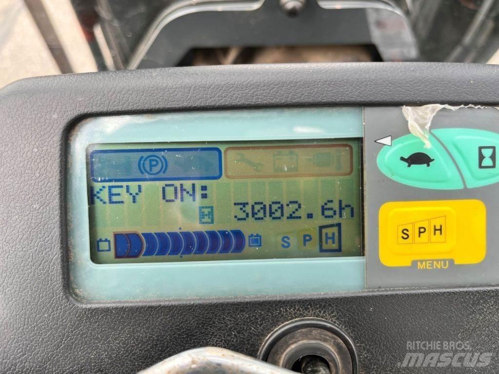 Toyota 7FBMF30 Elektriniai šakiniai krautuvai