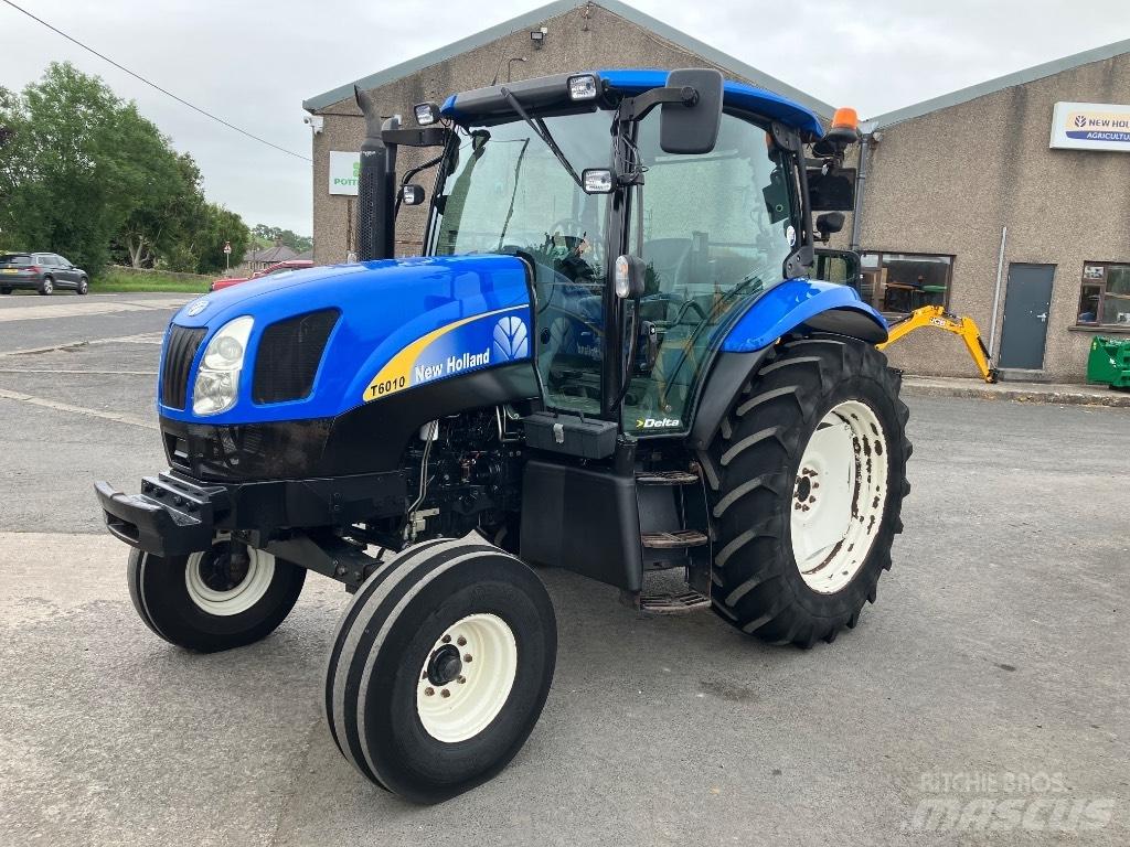 New Holland T6010 Traktoriai