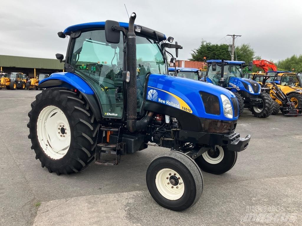 New Holland T6010 Traktoriai