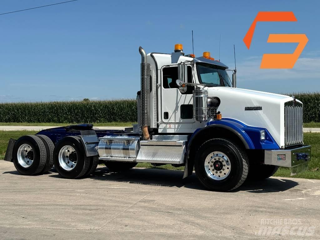Kenworth T 800 Naudoti vilkikai
