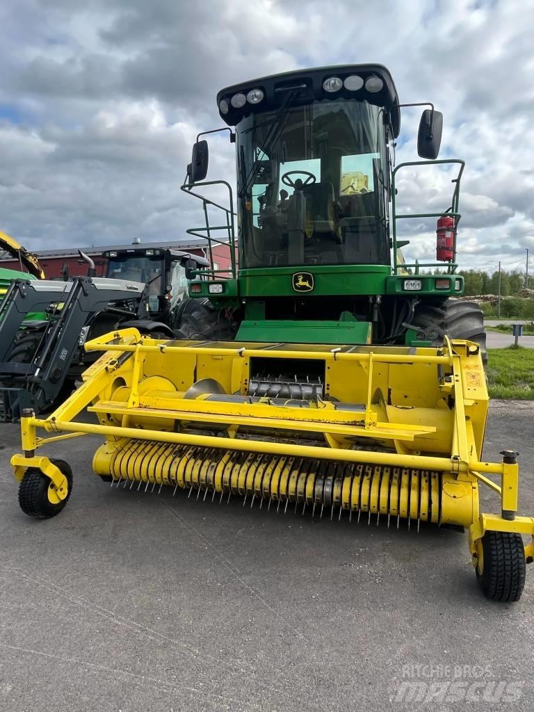 John Deere 7250 Pašarų ruošimo technika