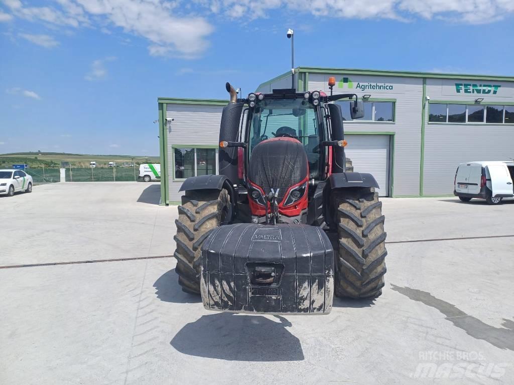 Valtra T 234 Traktoriai