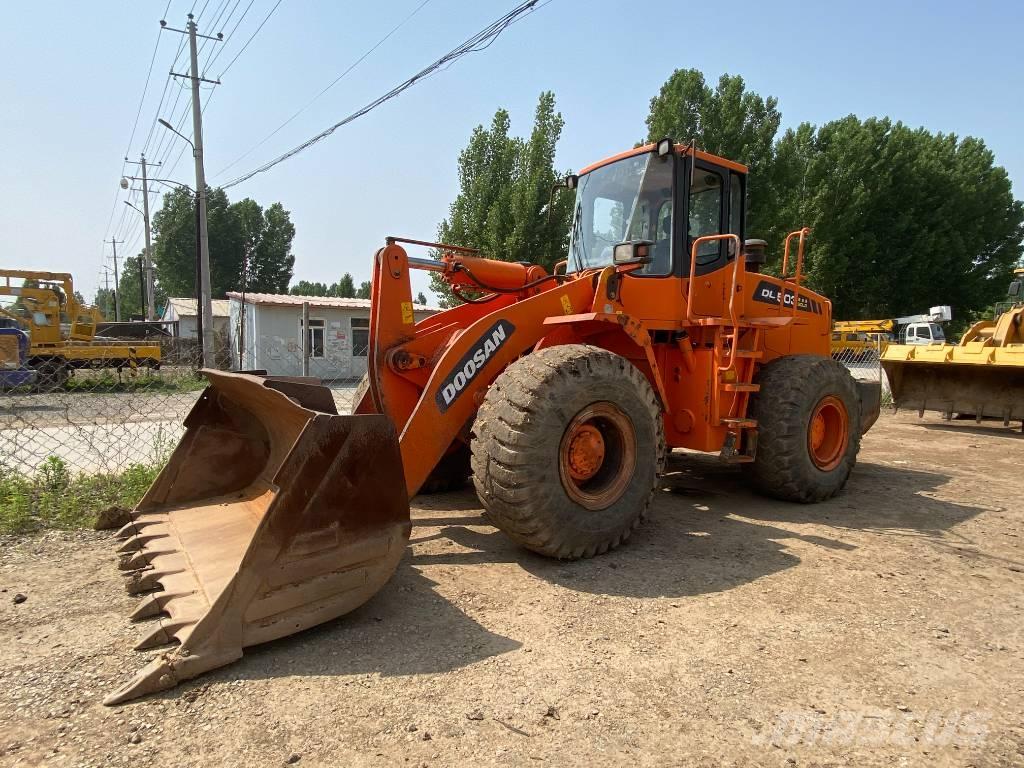 Doosan DL503 Naudoti ratiniai krautuvai