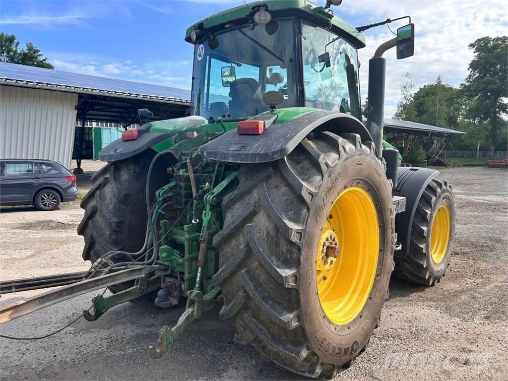 John Deere 7820 Traktoriai