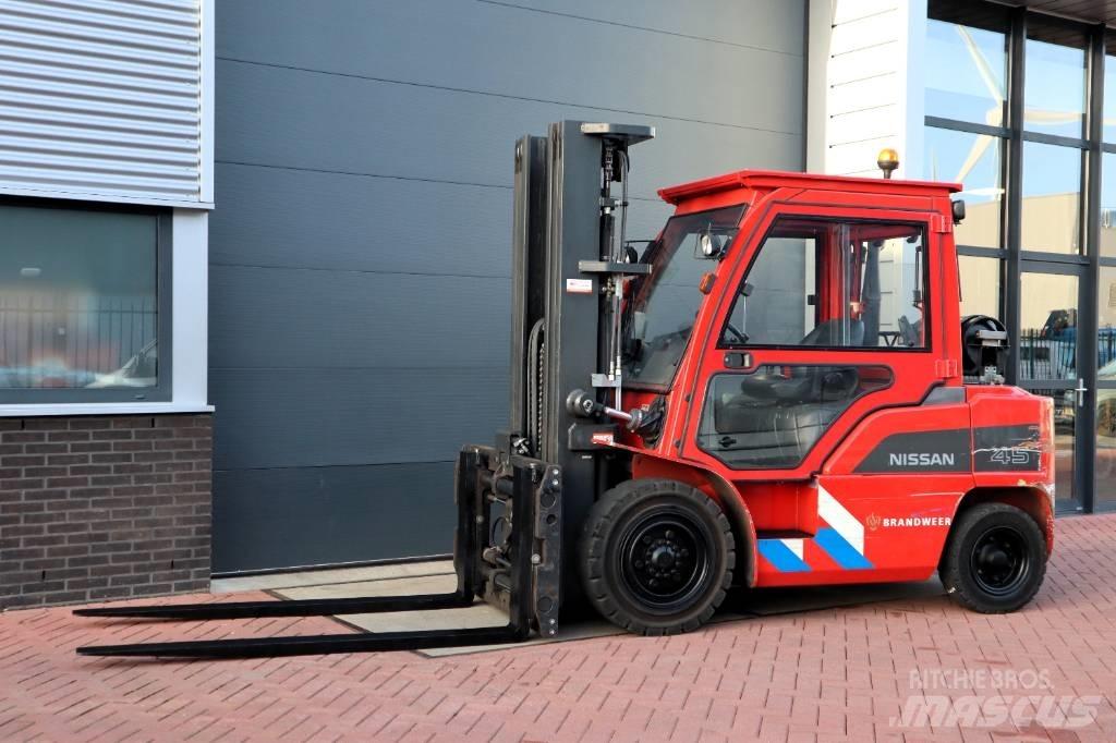 Nissan J1F4A45LY LPG (dujiniai) krautuvai