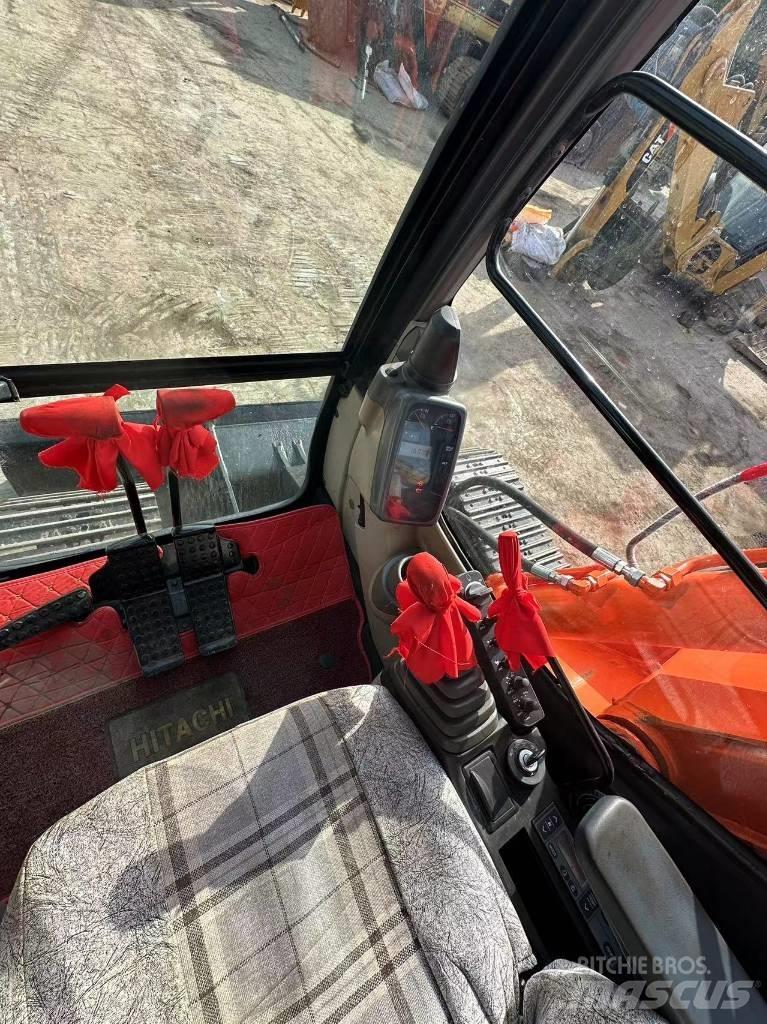Hitachi ZX 70 Vikšriniai ekskavatoriai