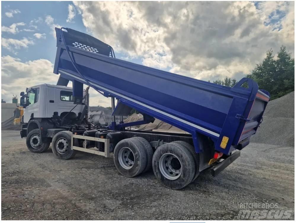 Scania P 410 Savivarčių priekabų vilkikai