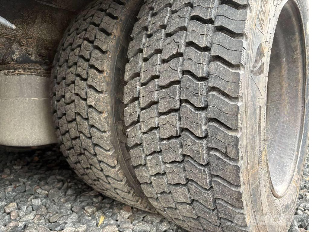 Scania 114G 340 Automobiliniai kranai