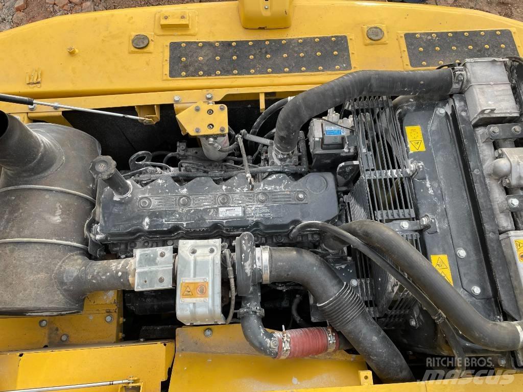 Komatsu 200-8 Vikšriniai ekskavatoriai