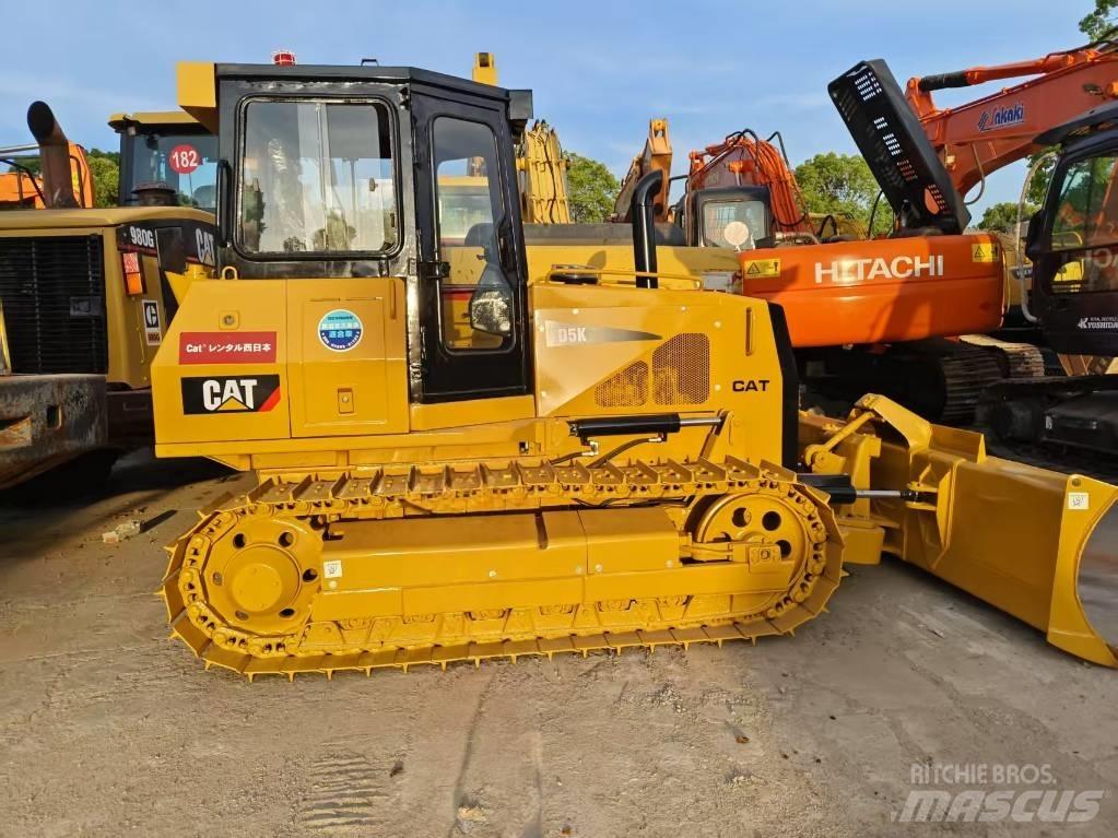 CAT D 5 K Vikšriniai buldozeriai
