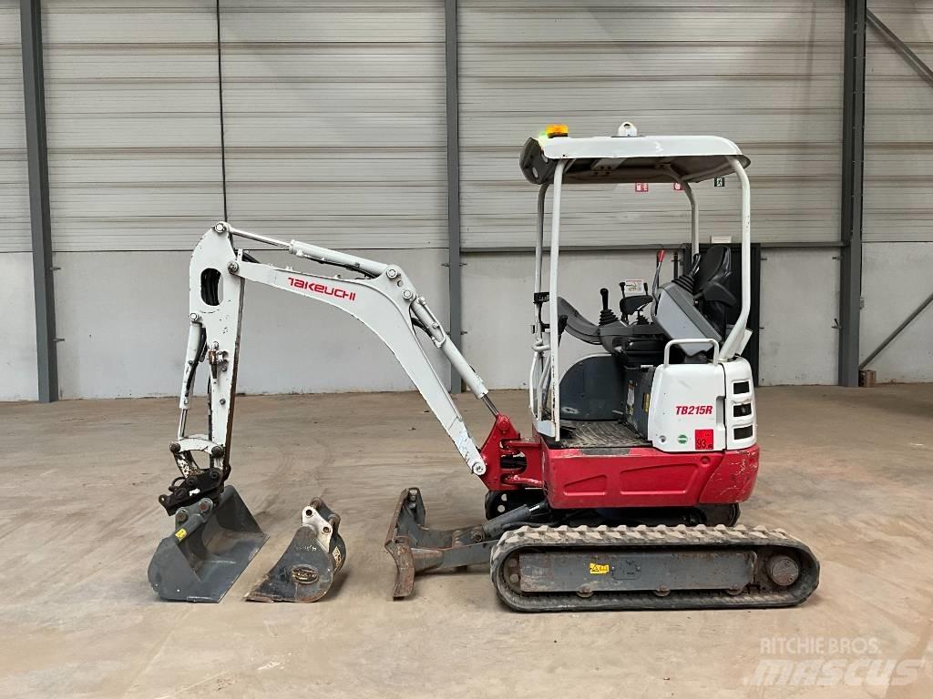 Takeuchi TB 215 R Mini ekskavatoriai < 7 t
