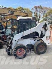 Bobcat S 300 Krautuvai su šoniniu pasukimu