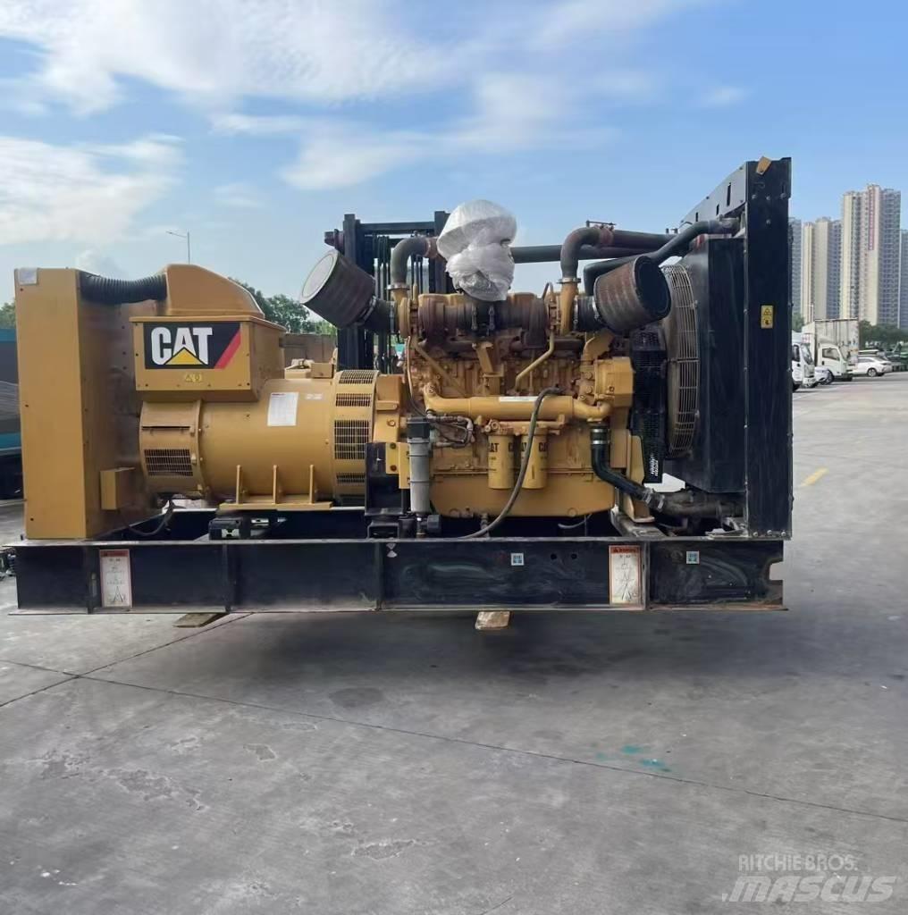 CAT 660kva Dyzeliniai generatoriai