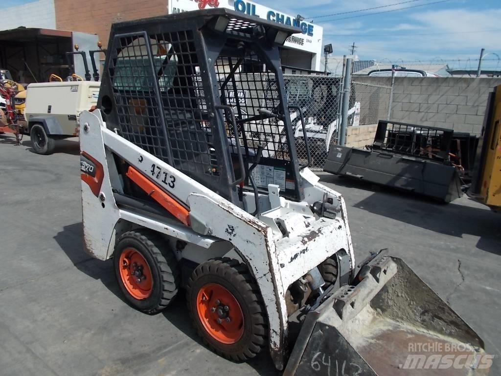 Bobcat S70 Krautuvai su šoniniu pasukimu