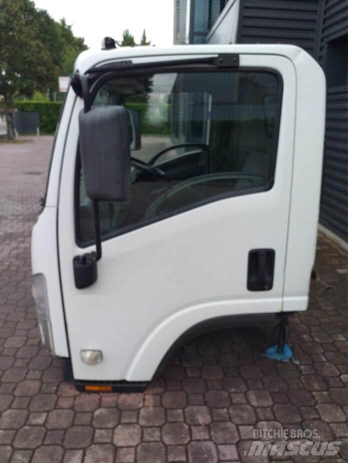 Isuzu M - L Kabinos ir salonai