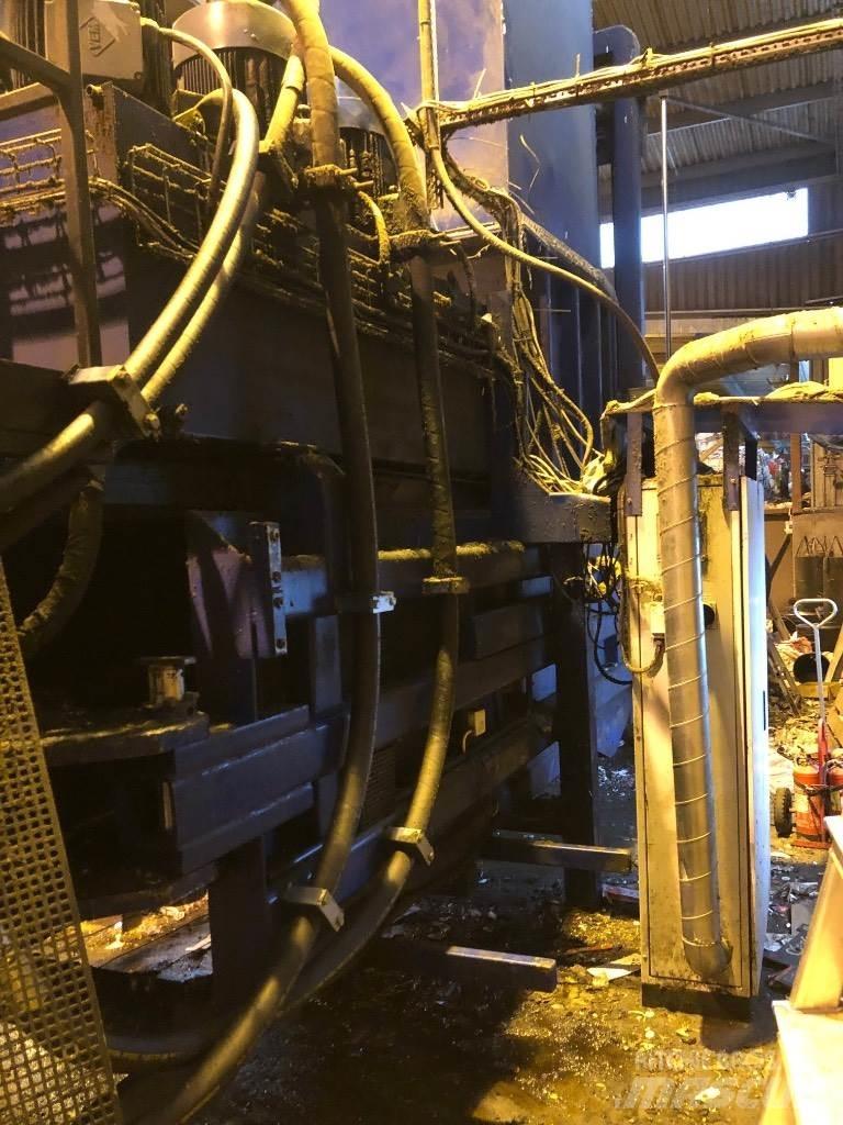 Iggesund Balers Pramoniniai presai