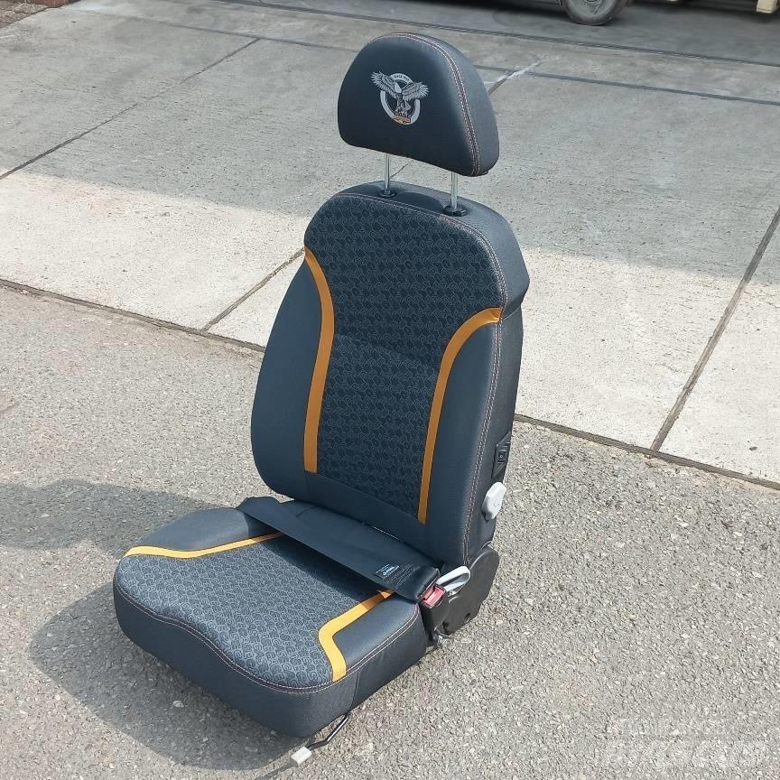 CASE CX210E stoel Kabinos ir interjeras
