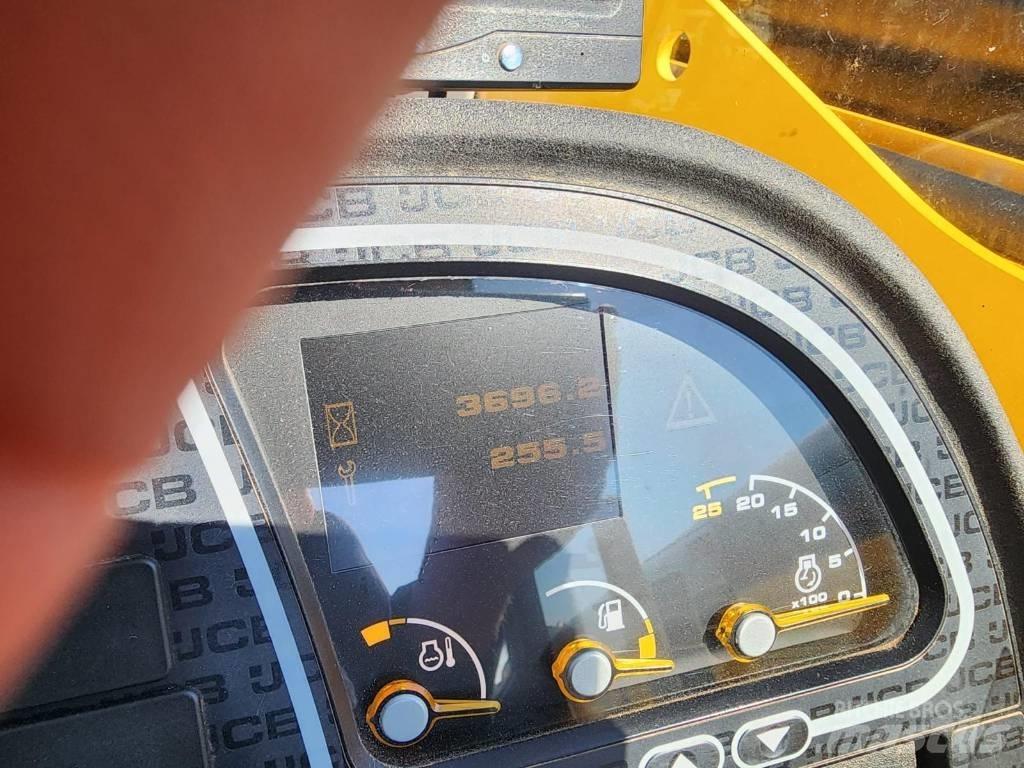 JCB 540-180 Teleskopiniai krautuvai
