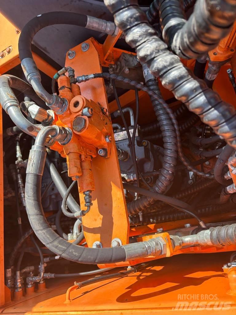 Doosan DX 210 W Ratiniai ekskavatoriai