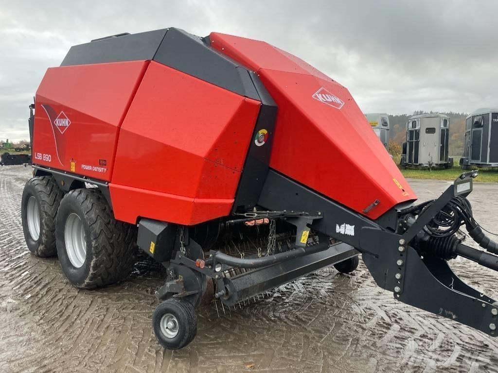 Kuhn LSB 890 Stačiakampių ryšulių presai