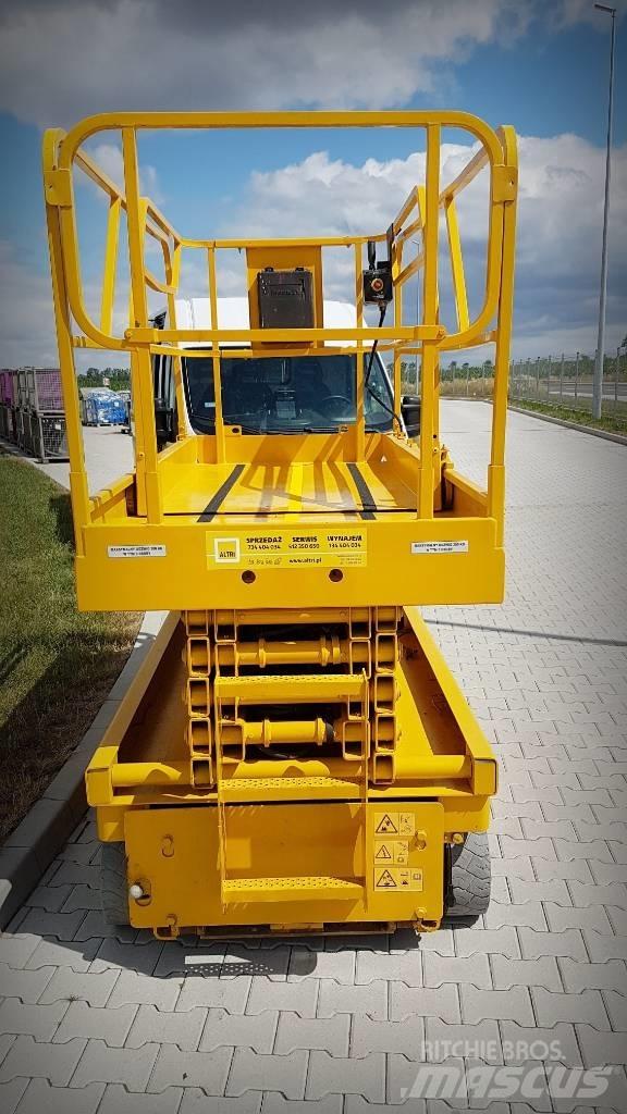 Haulotte Compact 12 Žirkliniai keltuvai