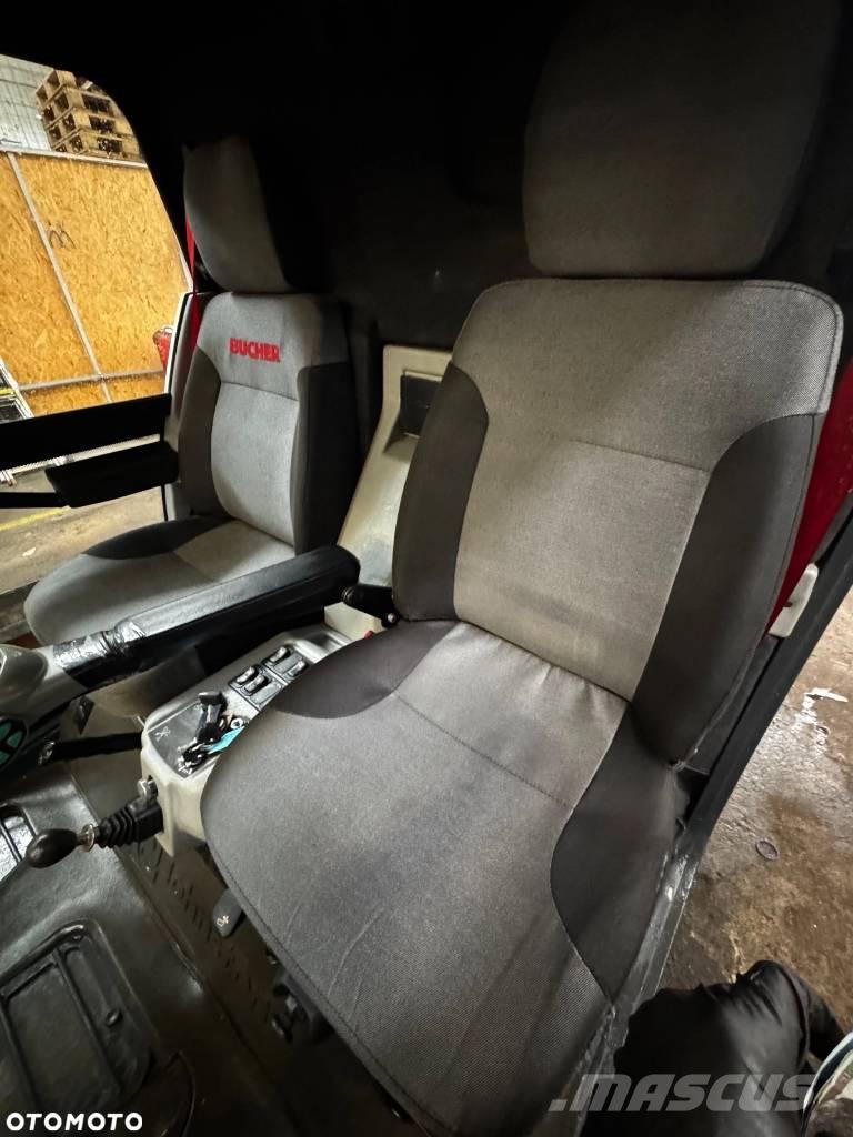 Bucher C 202 Šlavimo technika