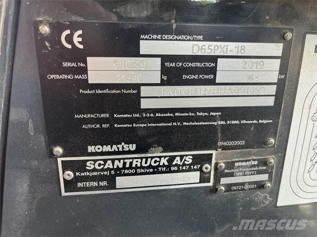 Komatsu D65PXI-18 Vikšriniai buldozeriai