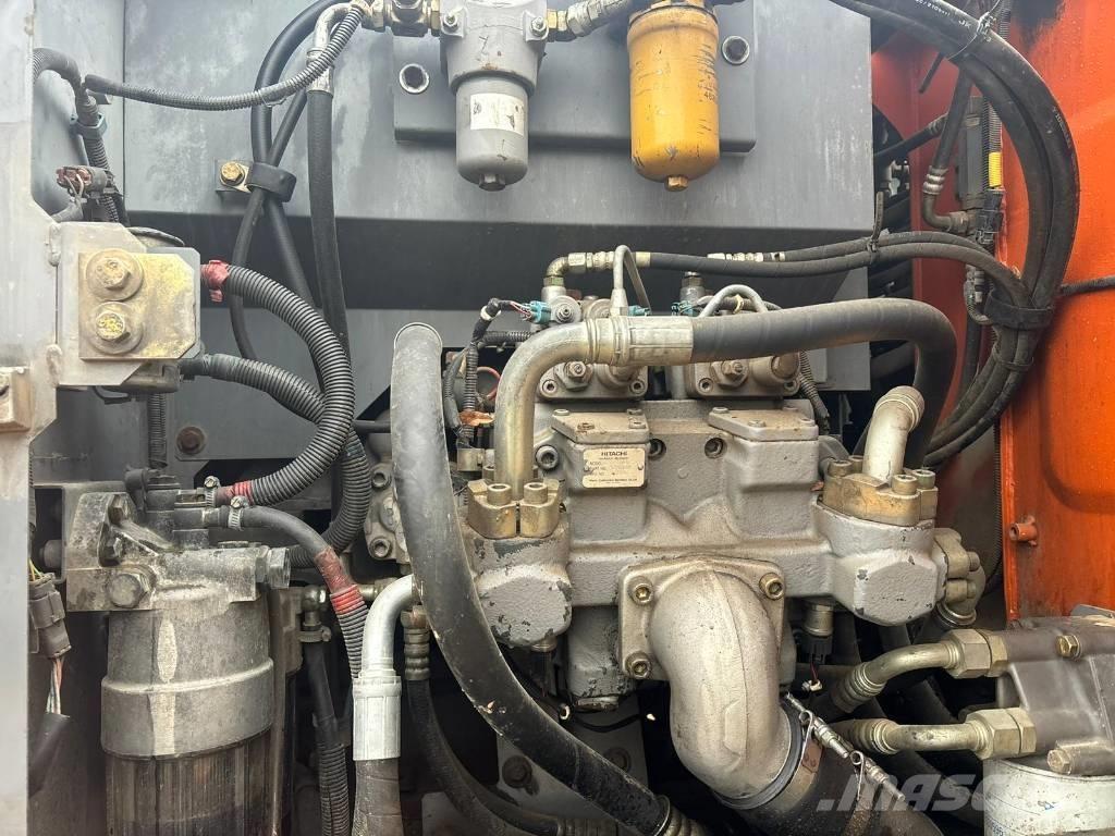 Hitachi ZX140 W-3 Ratiniai ekskavatoriai