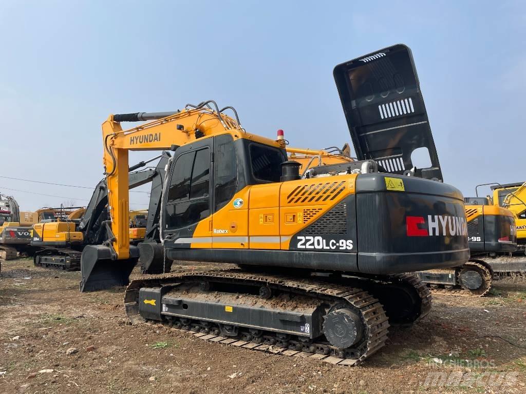 Hyundai 220-9S Vikšriniai ekskavatoriai