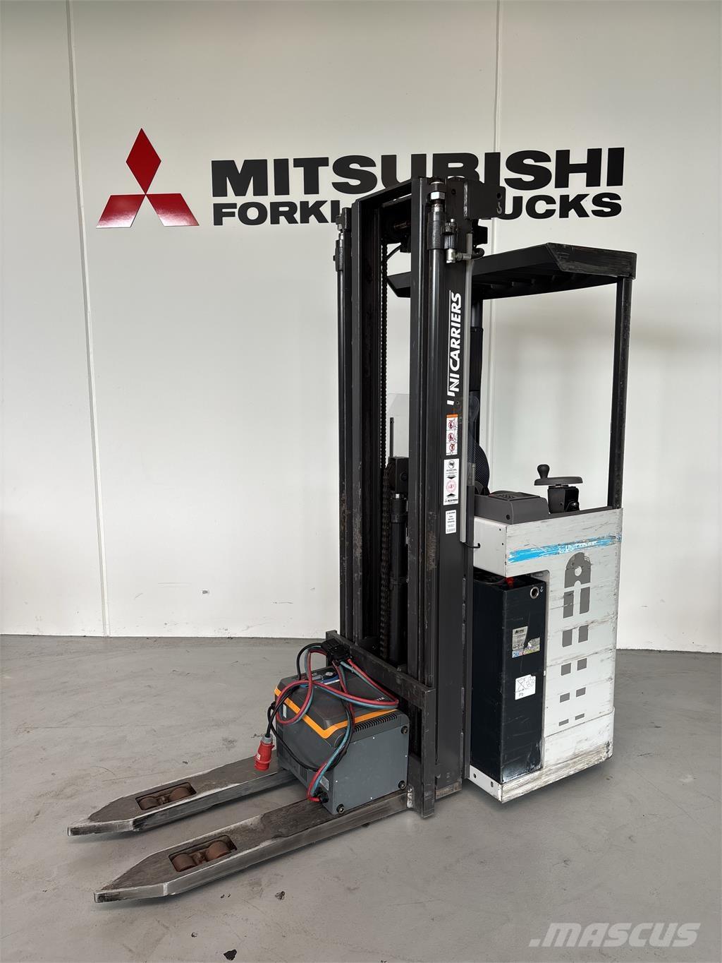 Atlet XJN160 Savaeigiai rietuvai