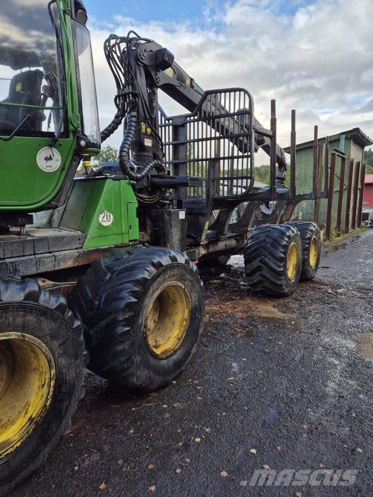 John Deere 1110 E Naudoti miškovežiai (Forvarderiai)