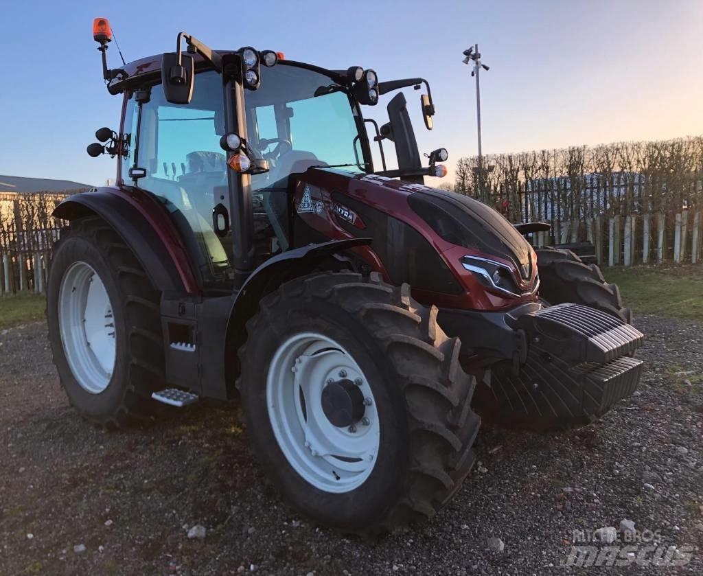 Valtra G125EA Traktoriai