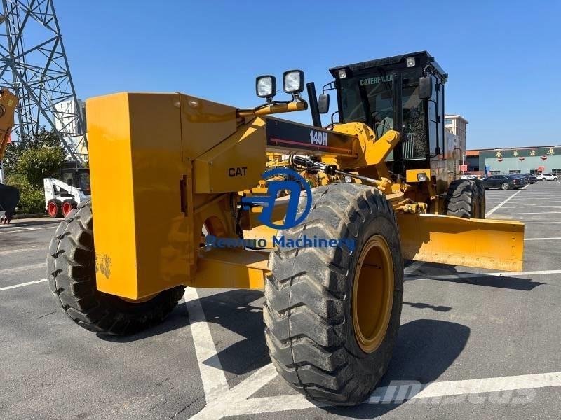 CAT 140H Greideriai