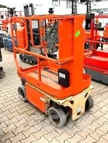 JLG 1230 ES Vertikalūs stiebiniai keltuvai
