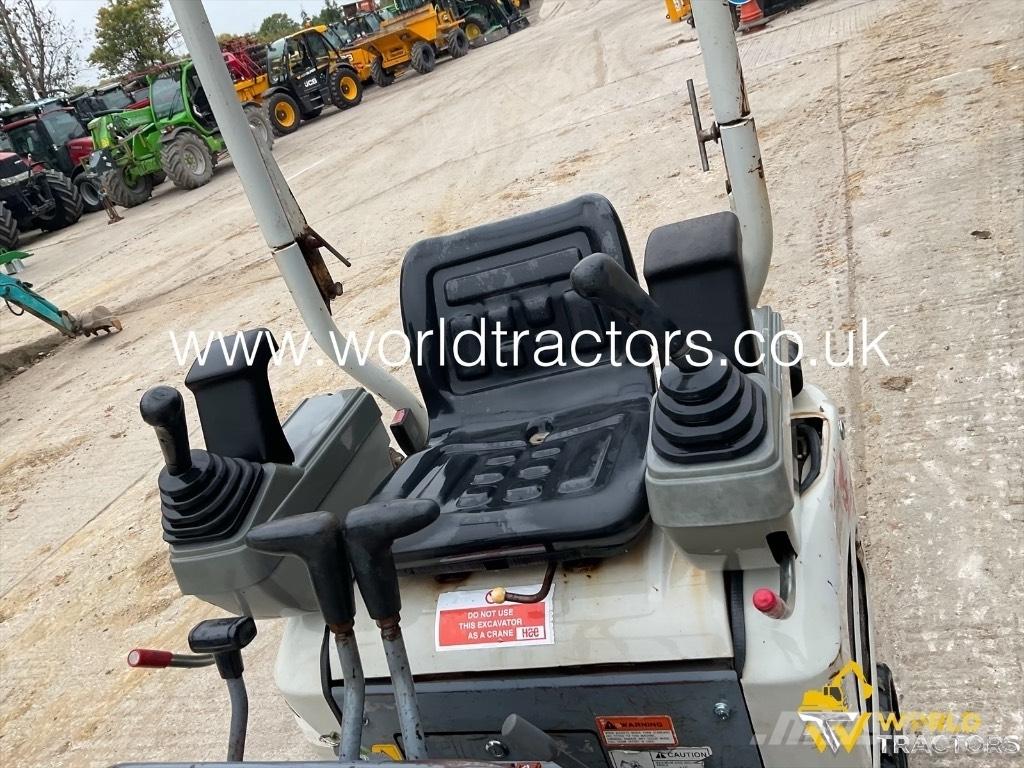 Takeuchi TB 210 R Mini ekskavatoriai < 7 t