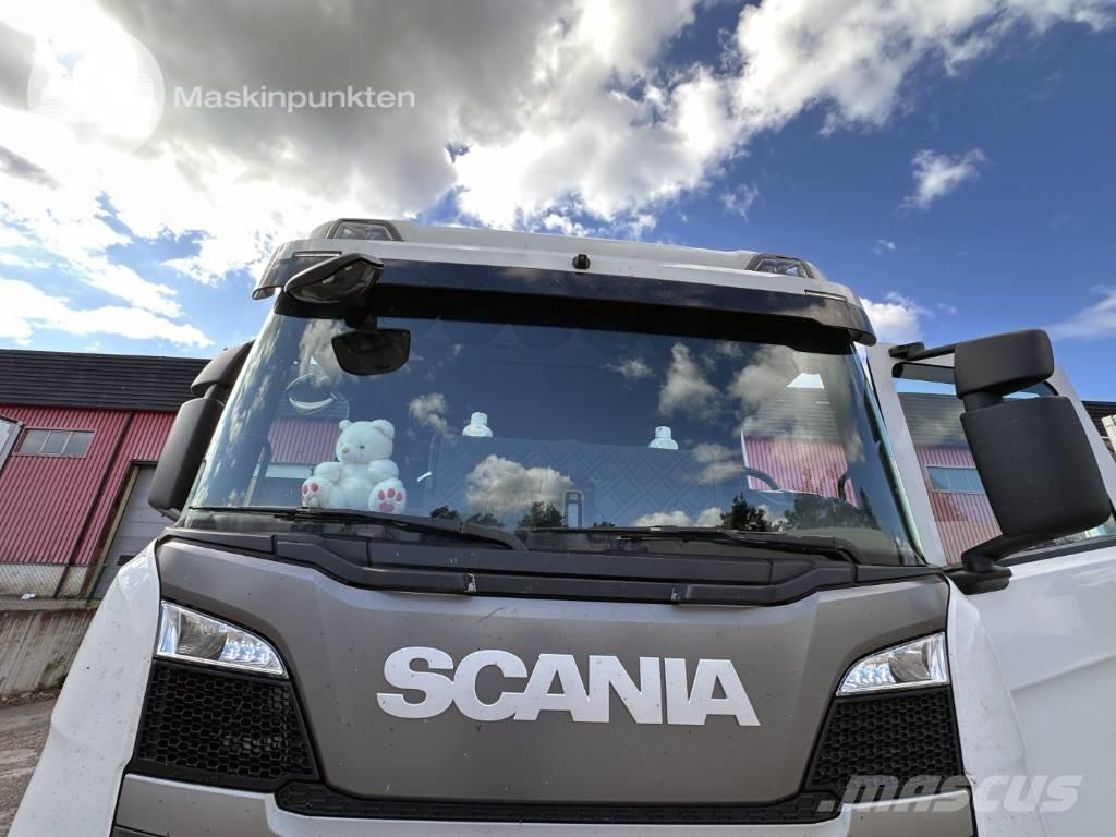 Scania R 450 Sunkvežimiai su dengtu kėbulu