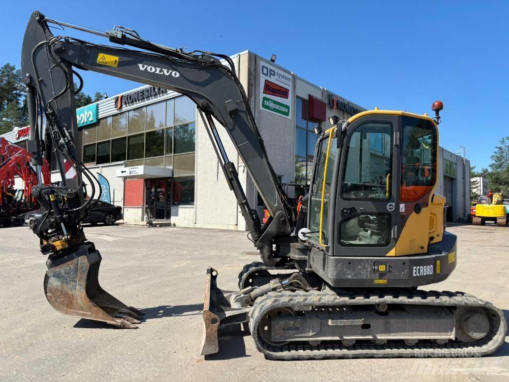 Volvo ECR88D Vidutinės galios ekskavatoriai 7-12 t