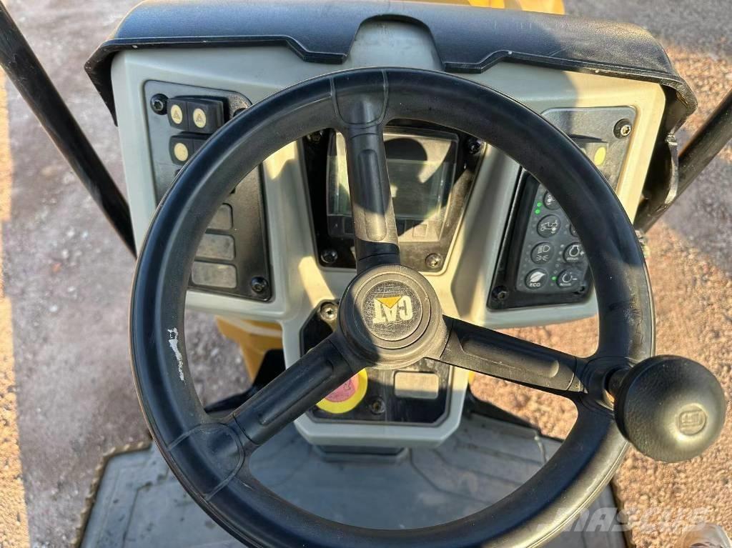 CAT CB 24 B Porinių būgnų volai