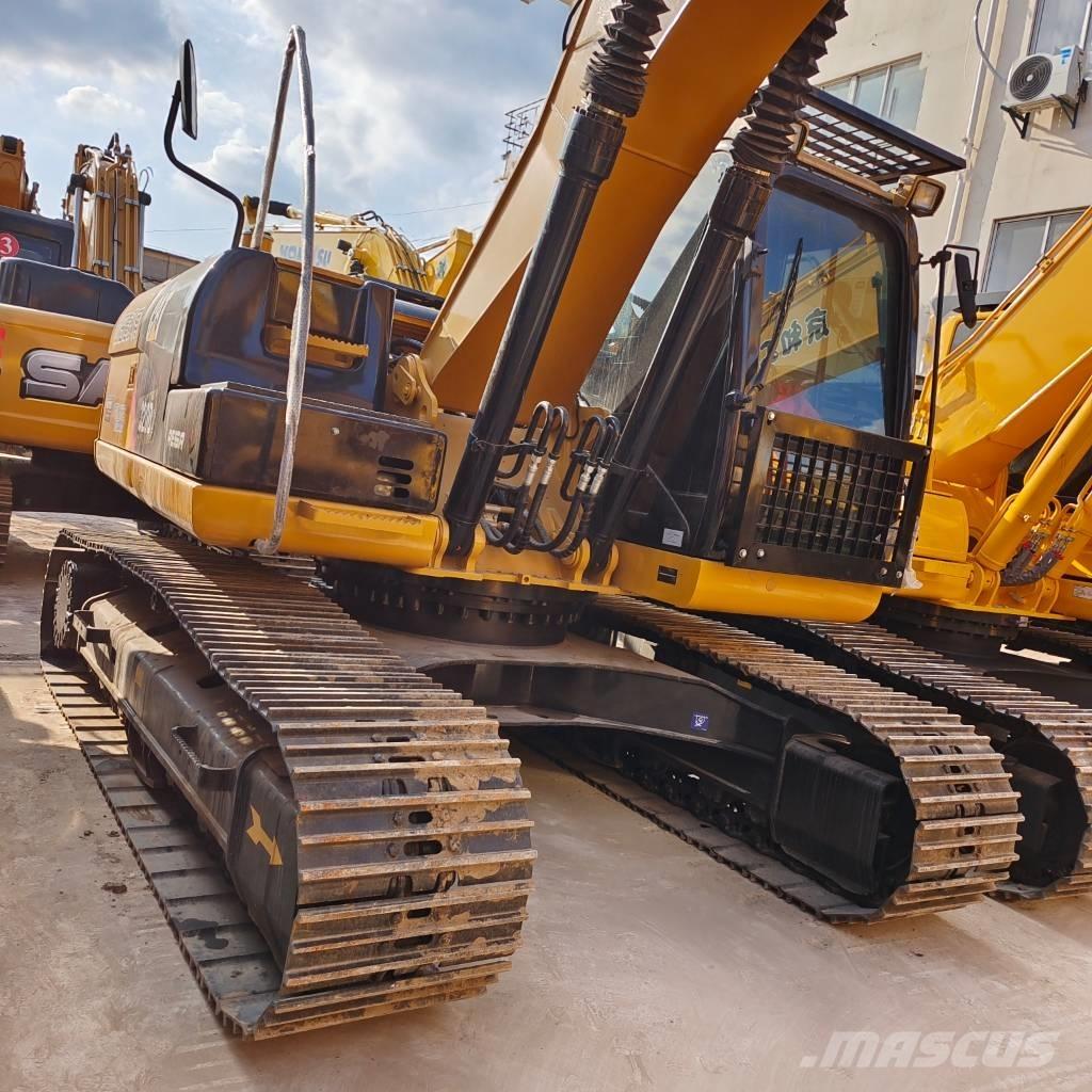 CAT 320 D Vikšriniai ekskavatoriai