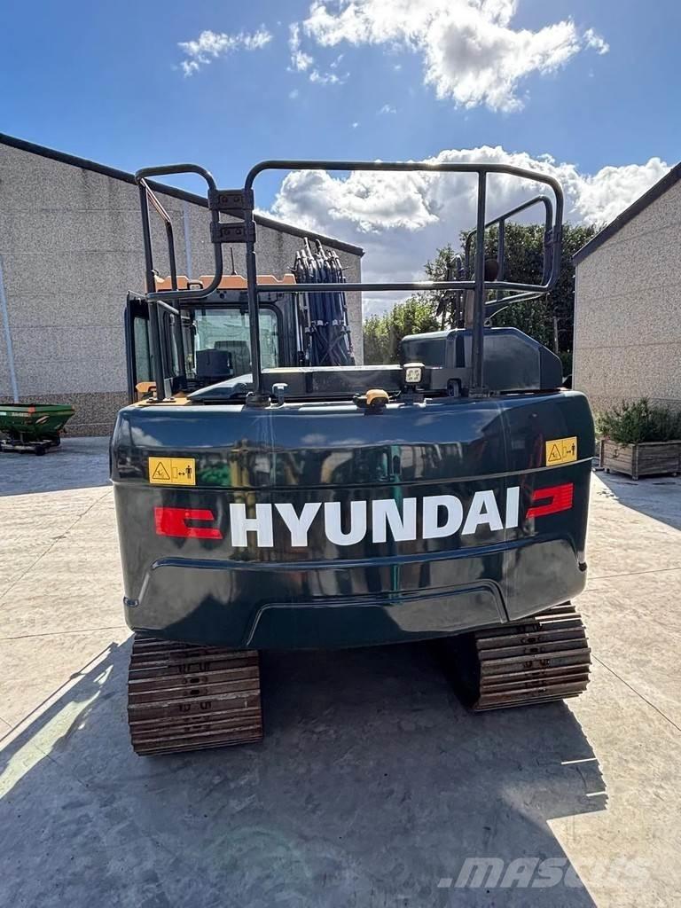Hyundai HX140AL Vikšriniai ekskavatoriai