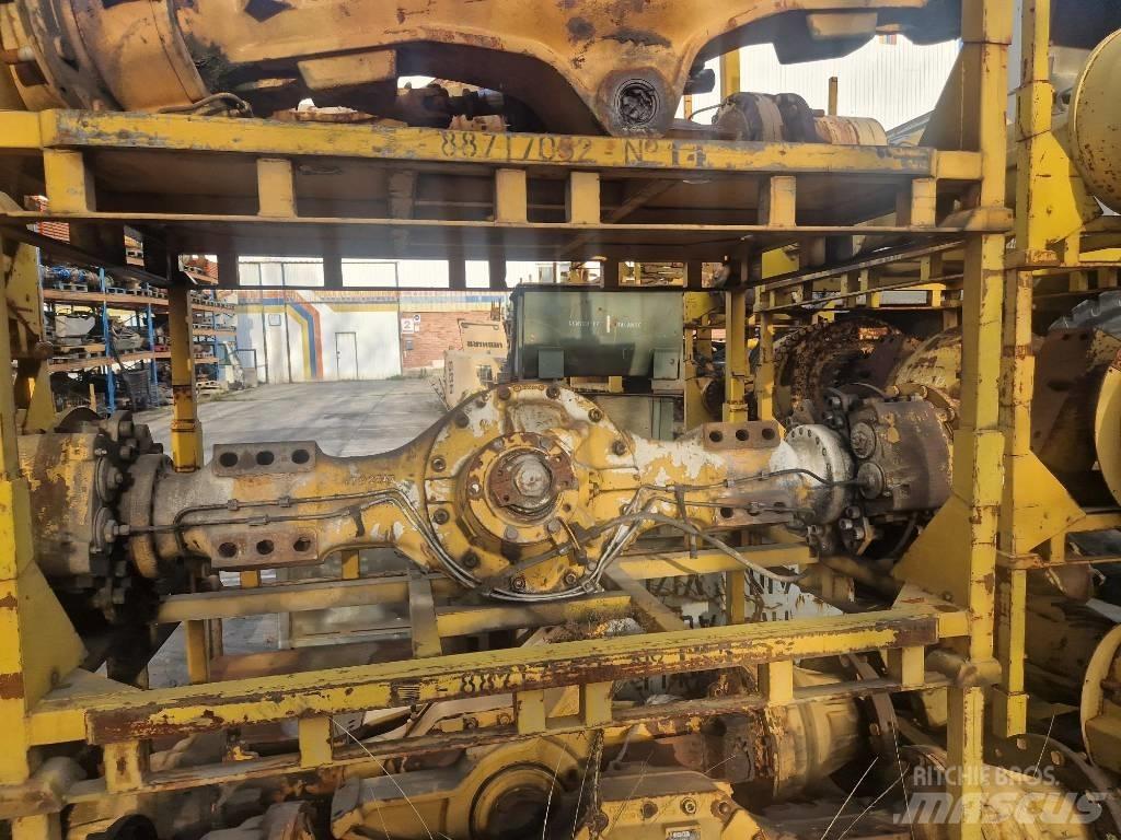 Volvo A25C Ašys