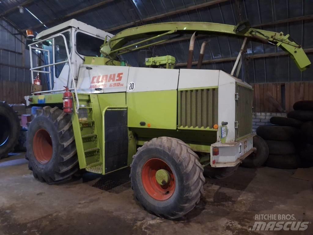 CLAAS Jaguar 690 Pašarų ruošimo technika