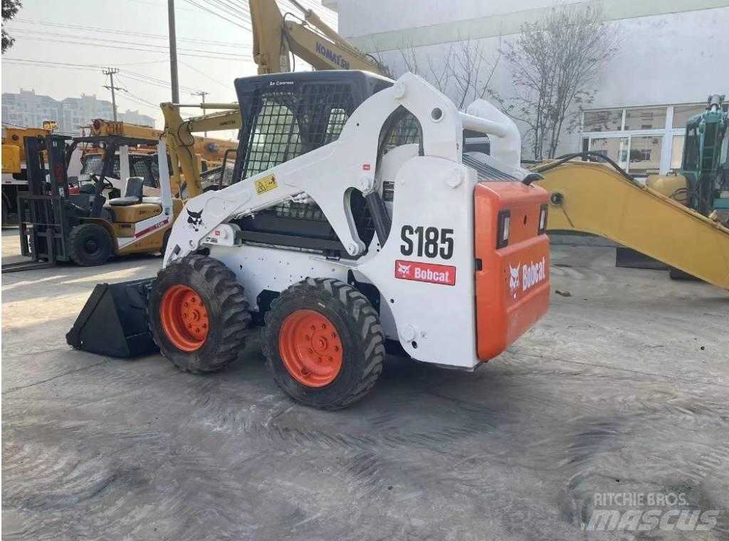 Bobcat S185 Krautuvai su šoniniu pasukimu