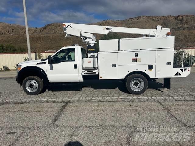 Ford F 450 Ant vilkikų montuojamos kėlimo platformos