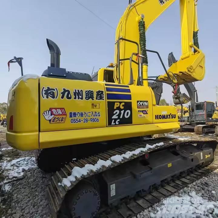 Komatsu PC 210 Vikšriniai ekskavatoriai