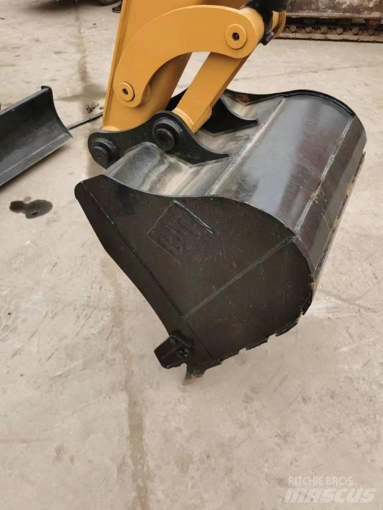 CAT 306E2 Vikšriniai ekskavatoriai