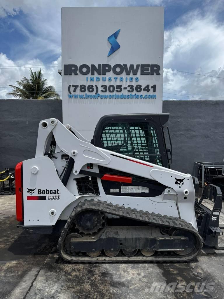 Bobcat T 590 Krautuvai su šoniniu pasukimu