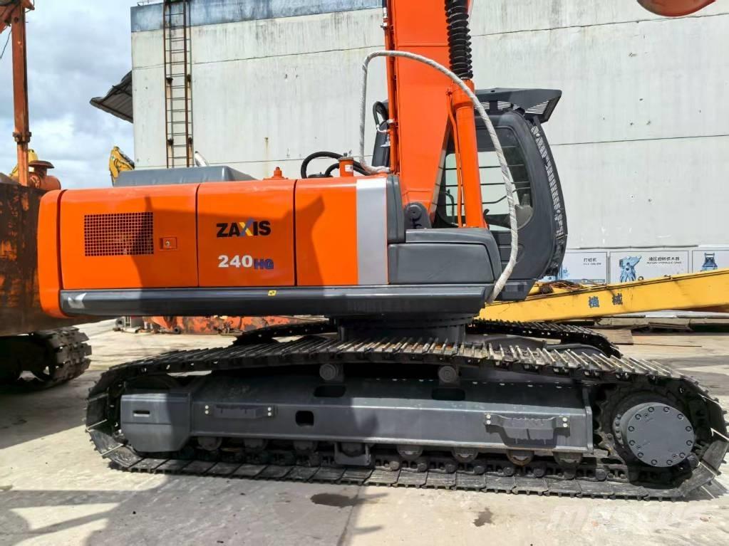 Hitachi ZX 240 HG Vikšriniai ekskavatoriai